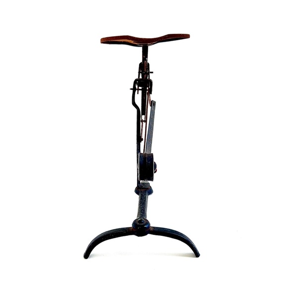 Vintage German Metal Postal Letter Balance Weigh Scale 6.25” Tall Up to 4 Oz. - Picture 6 of 10